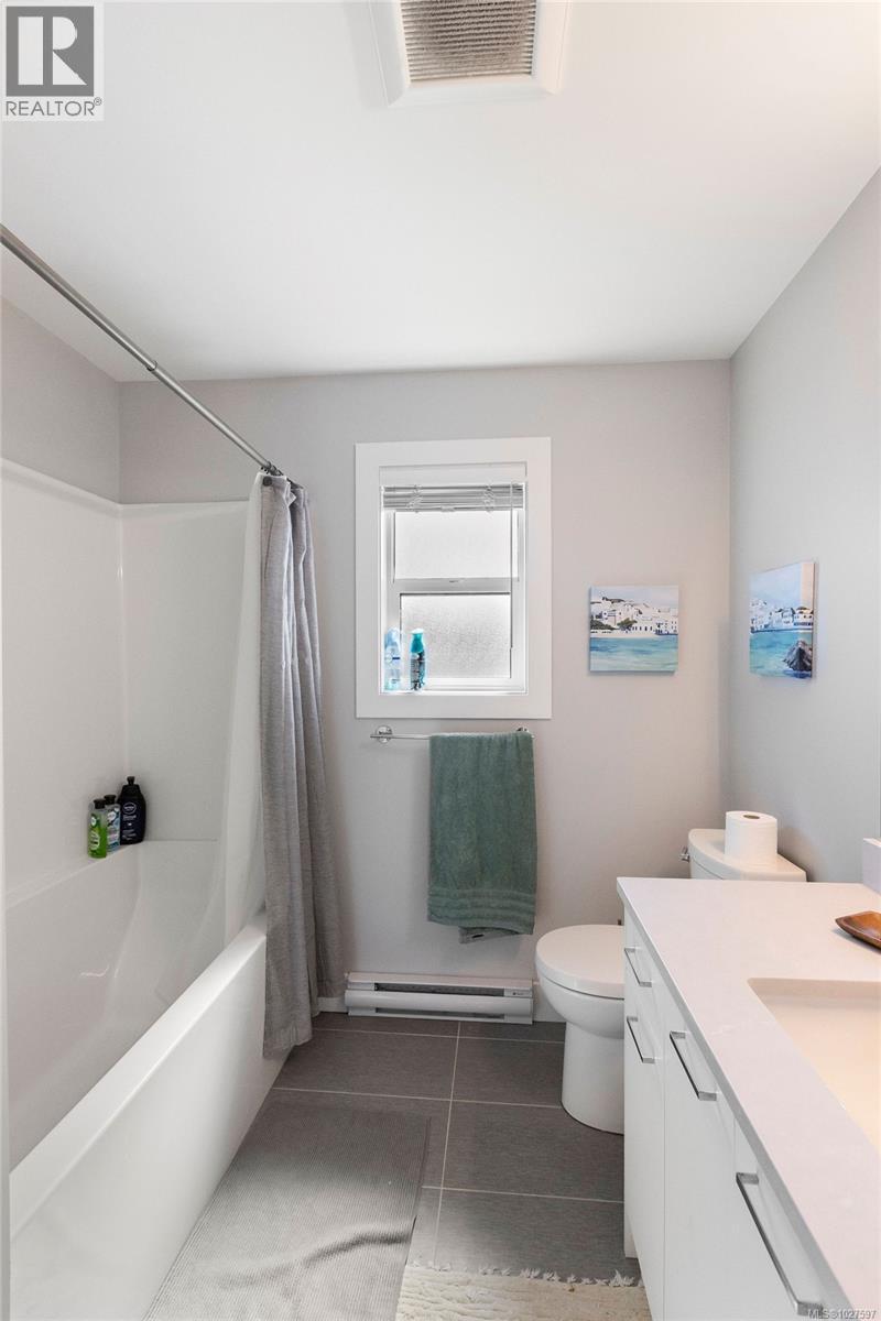  2911 Constellation Avenue, Langford