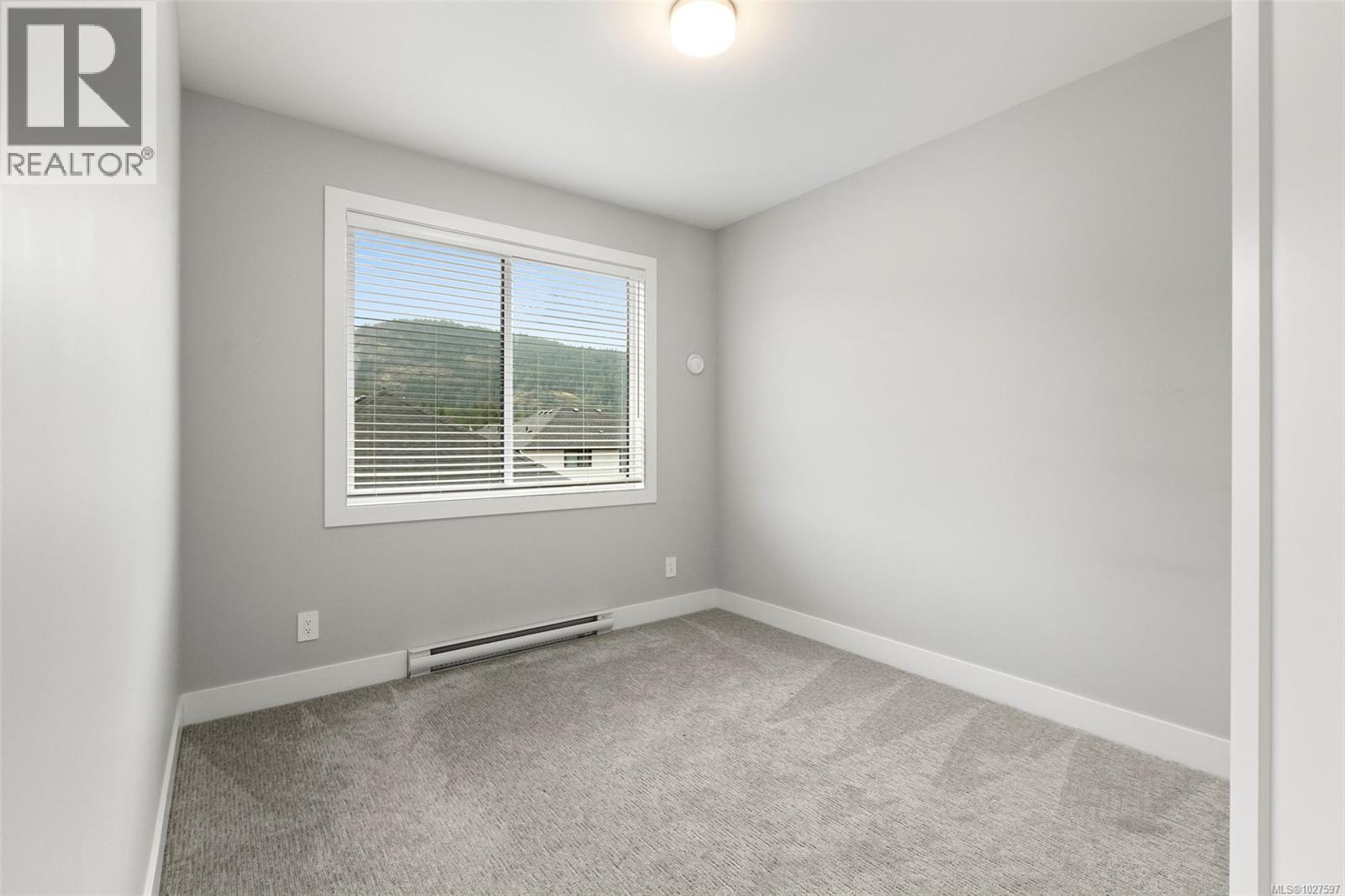  2911 Constellation Avenue, Langford