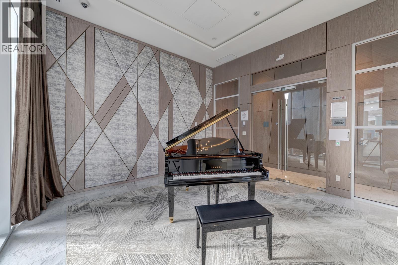 3703 4720 LOUGHEED HIGHWAY, Burnaby