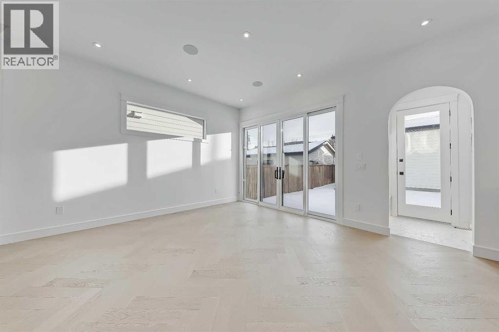 Single Family House for Sale in   Avenue SW Altadore Calgary 