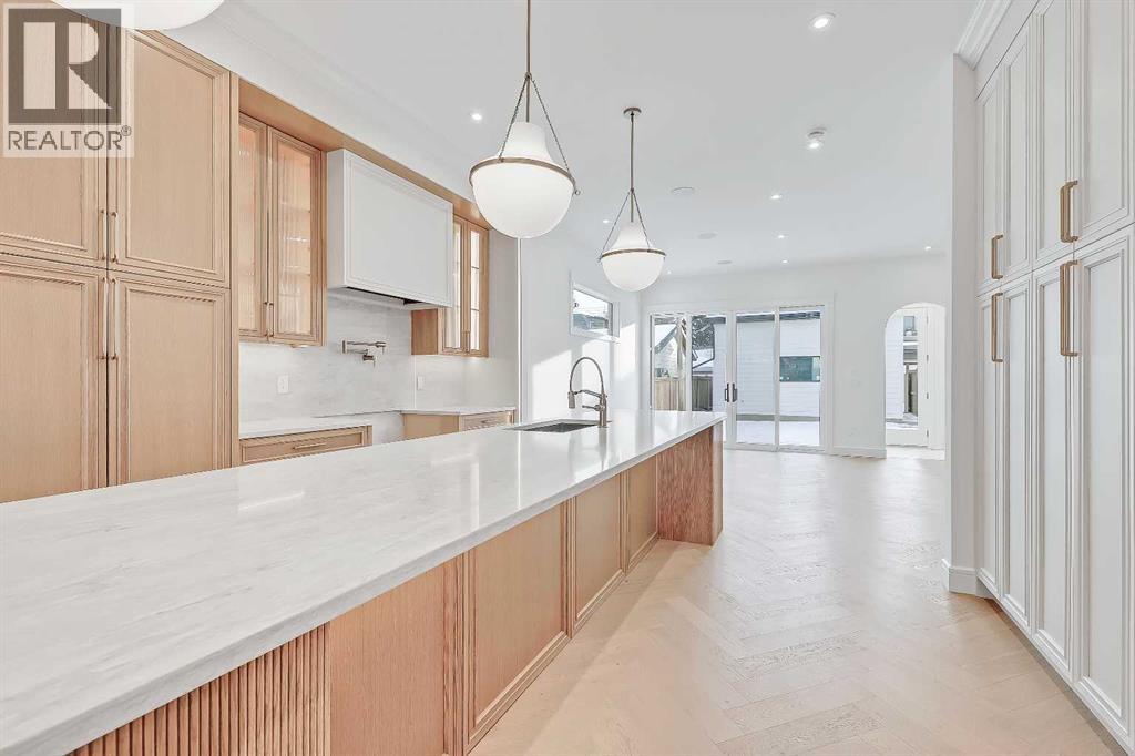 Single Family House for Sale in   Avenue SW Altadore Calgary 