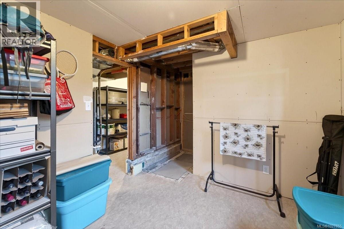  4348 Parkside Crescent, Saanich