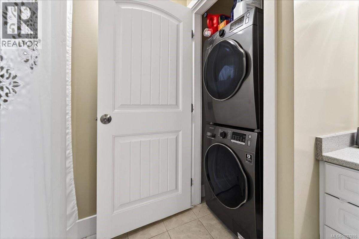  4348 Parkside Crescent, Saanich