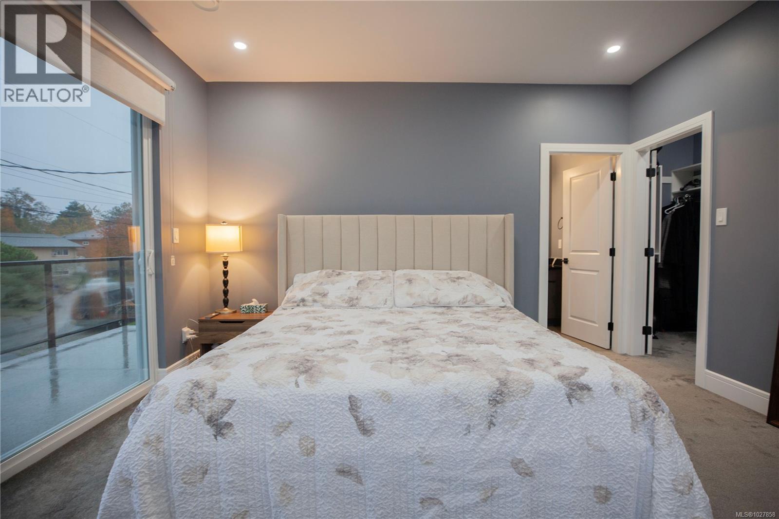  741 Snowdrop Avenue, Saanich