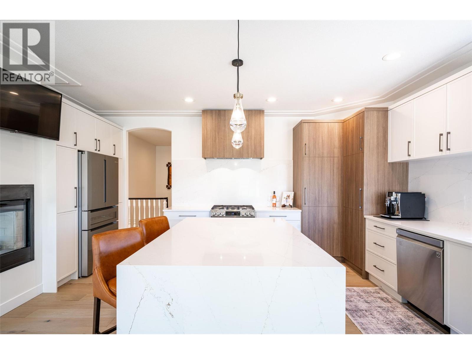  2102 Lillooet Court, Kelowna