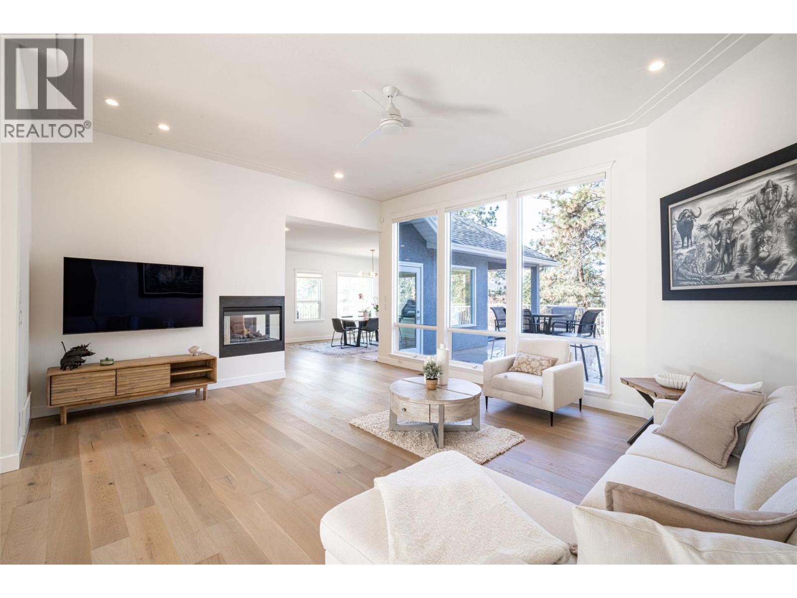  2102 Lillooet Court, Kelowna