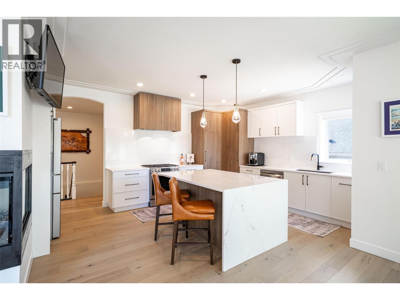  2102 Lillooet Court, Kelowna