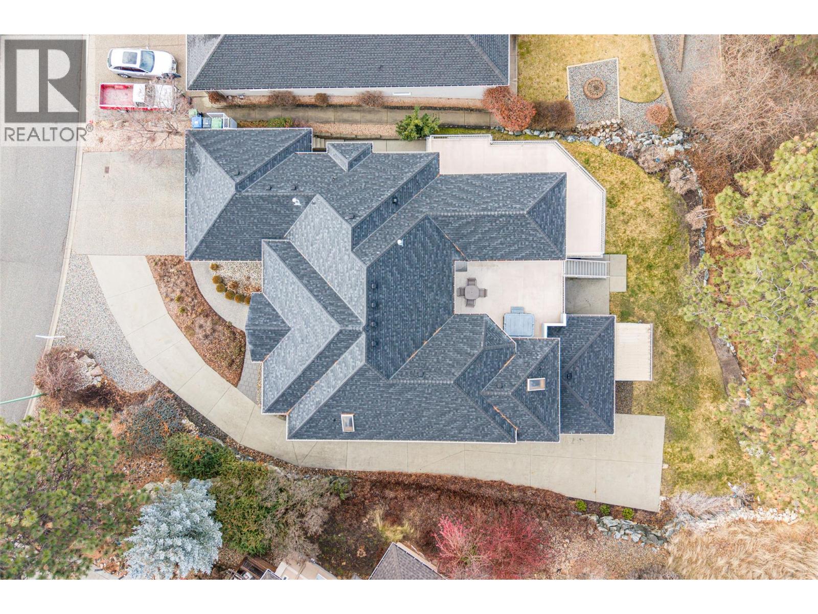  2102 Lillooet Court, Kelowna