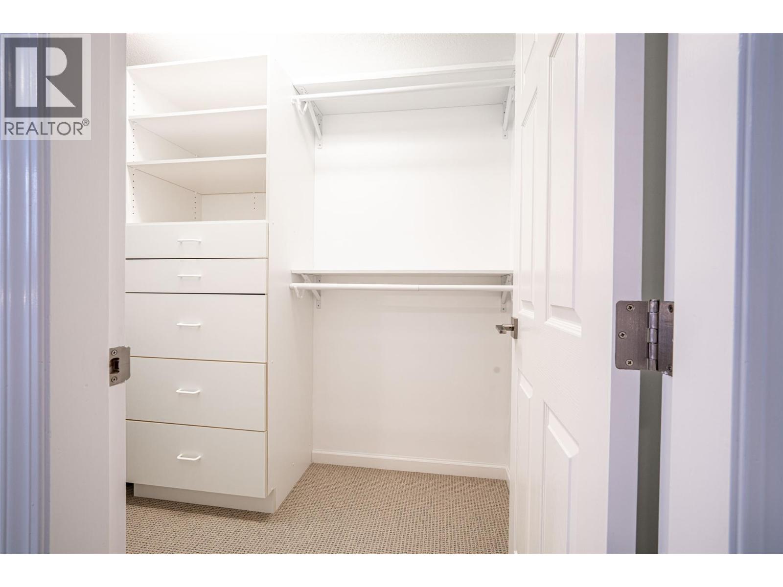  2102 Lillooet Court, Kelowna