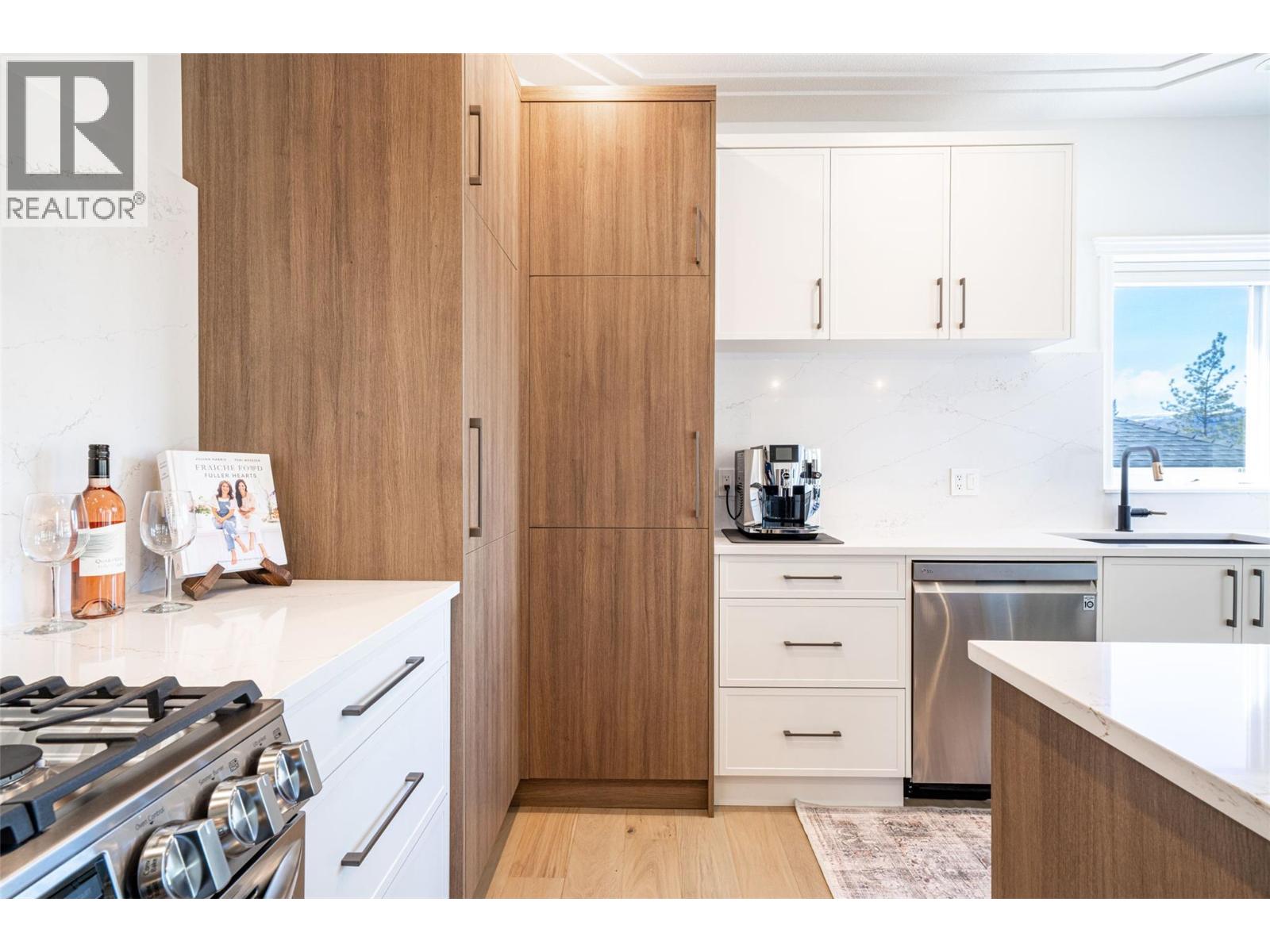  2102 Lillooet Court, Kelowna