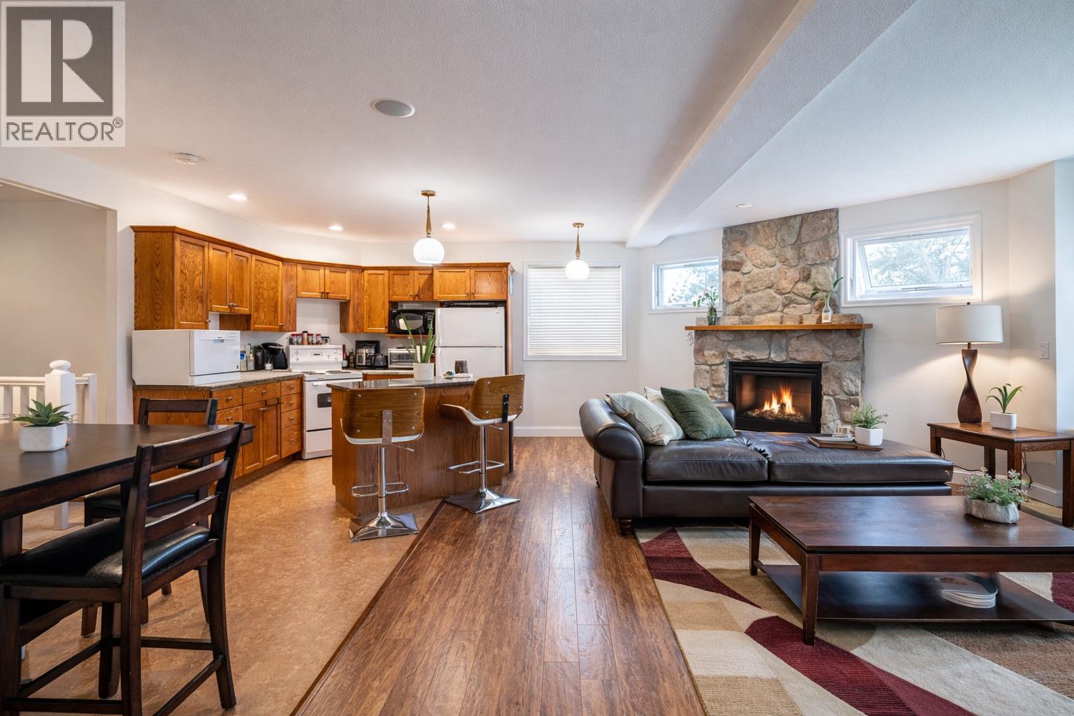  2102 Lillooet Court, Kelowna