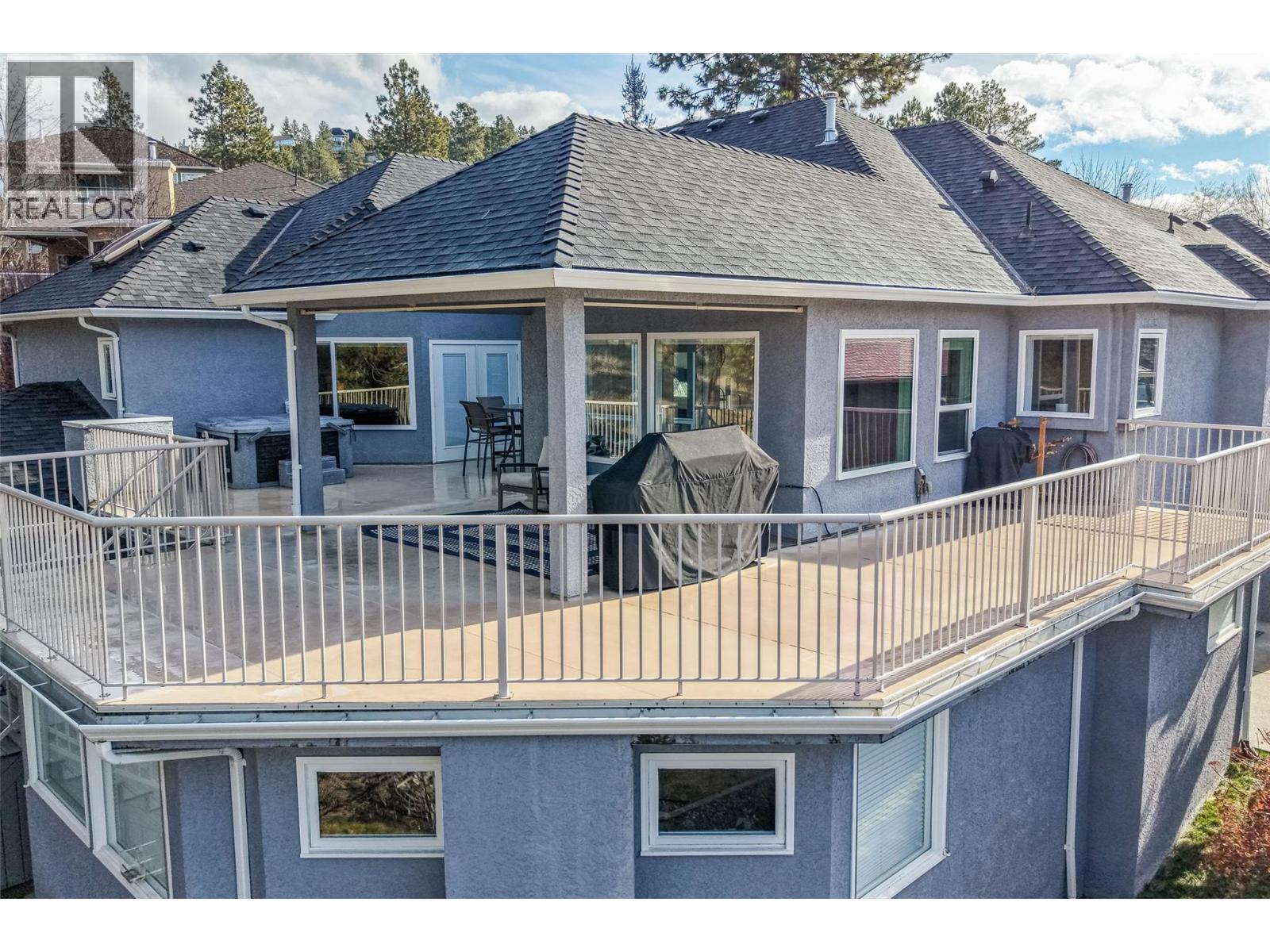  2102 Lillooet Court, Kelowna