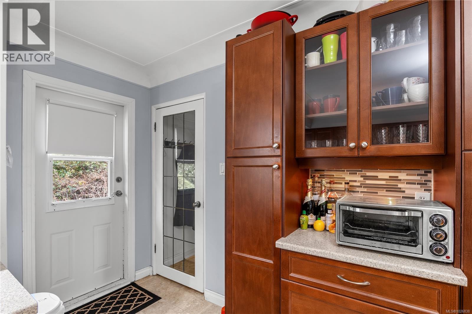  3560 Cedar Hill Road, Saanich