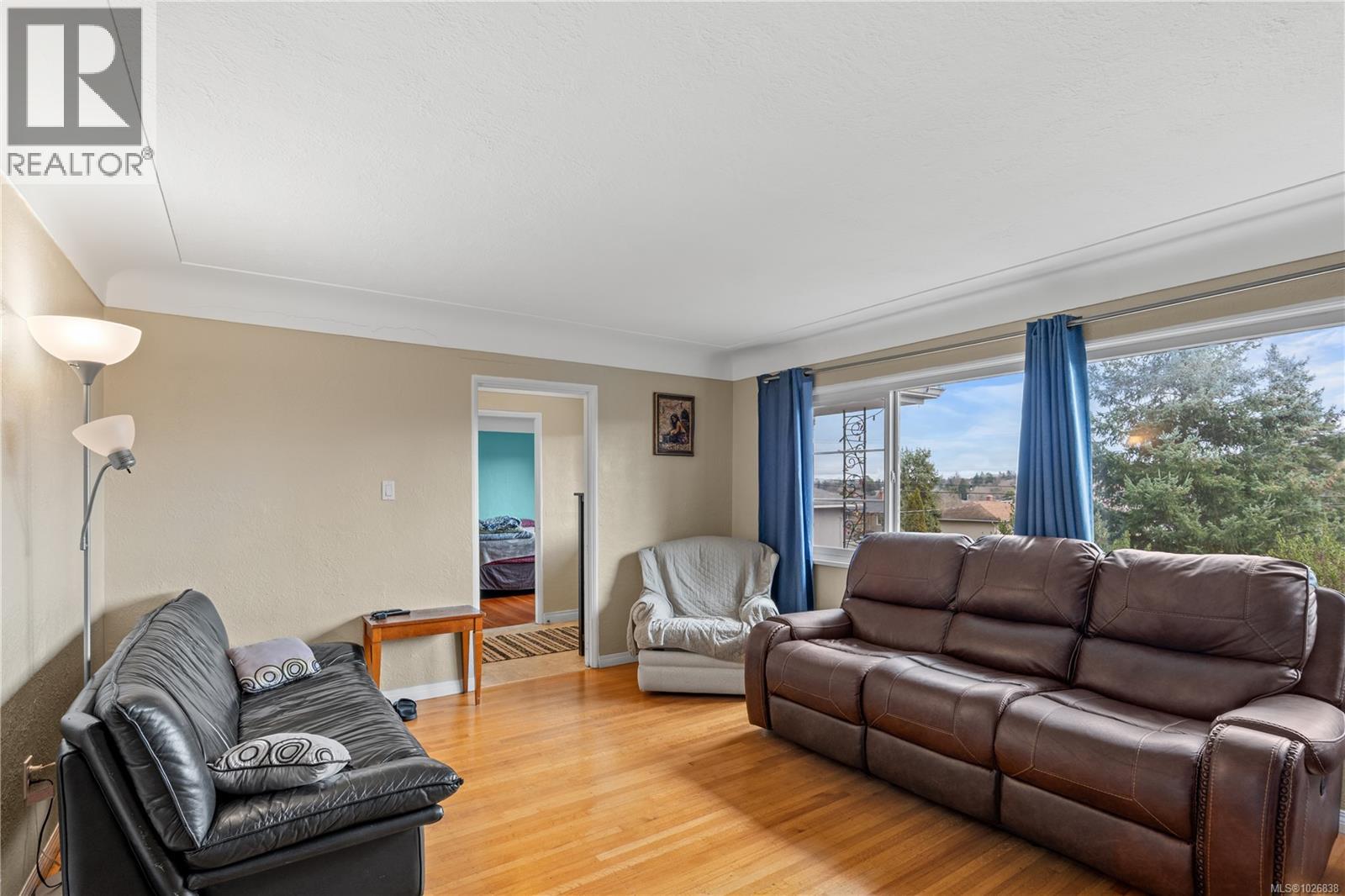  3560 Cedar Hill Road, Saanich