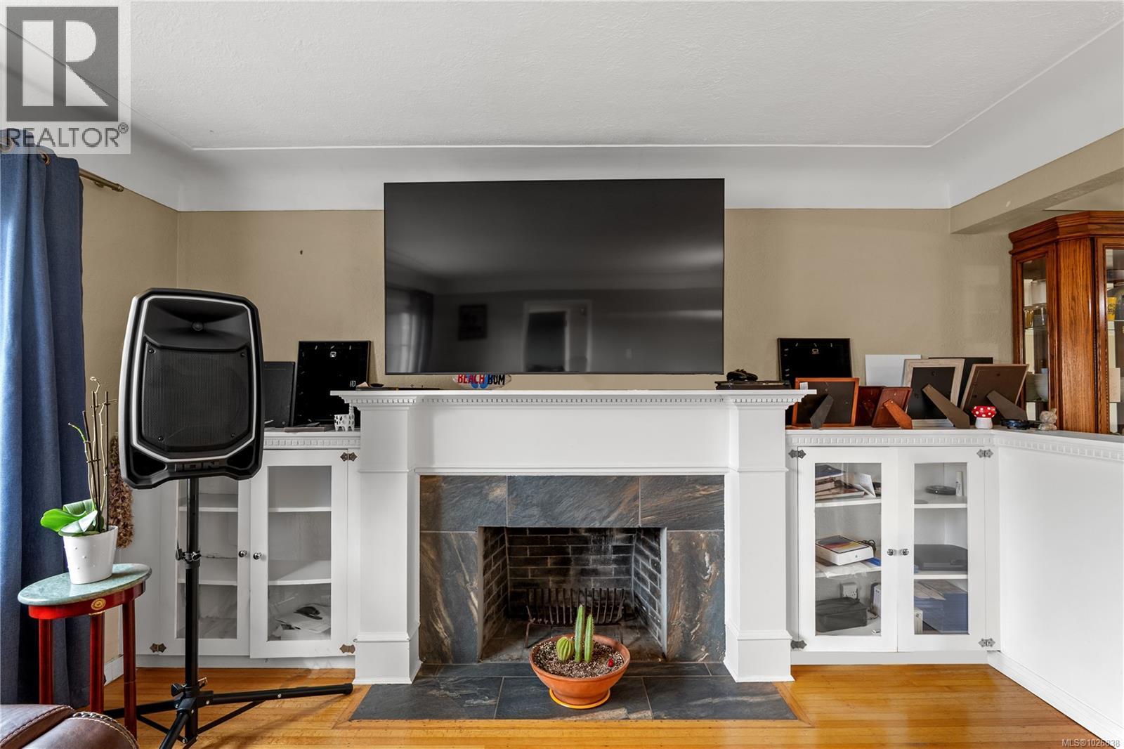  3560 Cedar Hill Road, Saanich