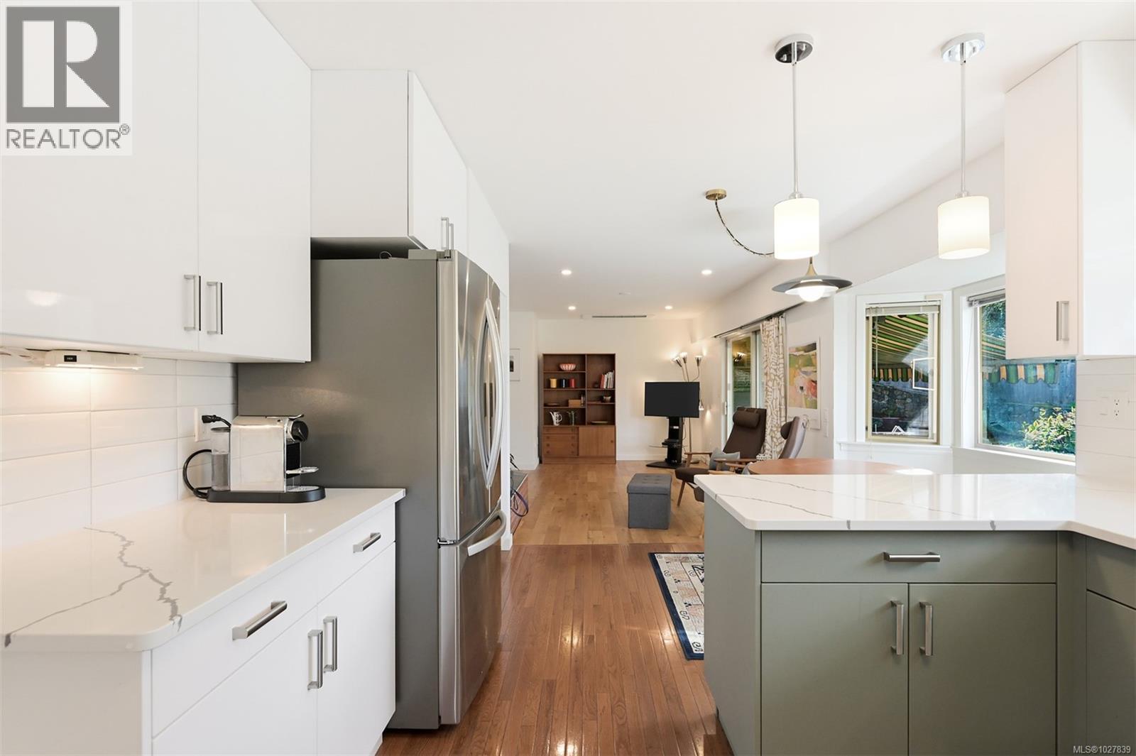  2011 Frederick Norris Road, Oak Bay