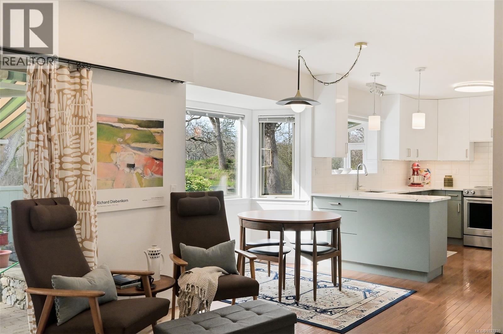  2011 Frederick Norris Road, Oak Bay