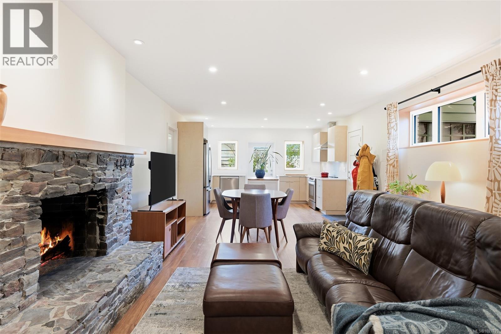  2011 Frederick Norris Road, Oak Bay