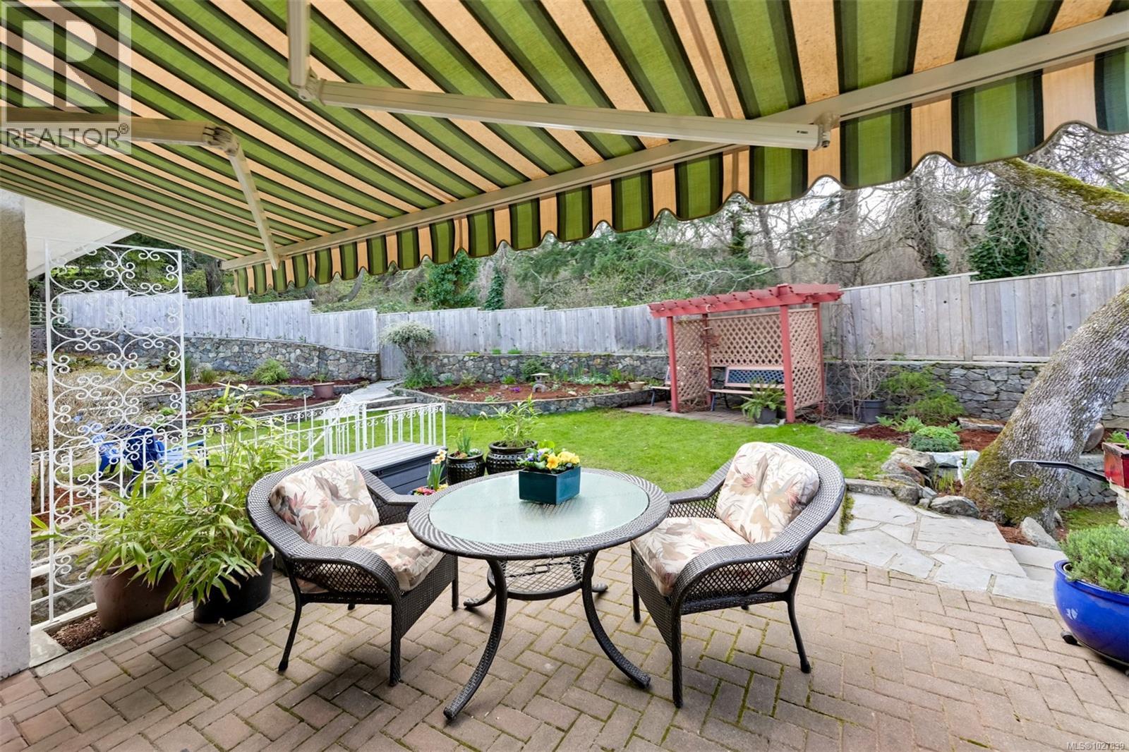  2011 Frederick Norris Road, Oak Bay