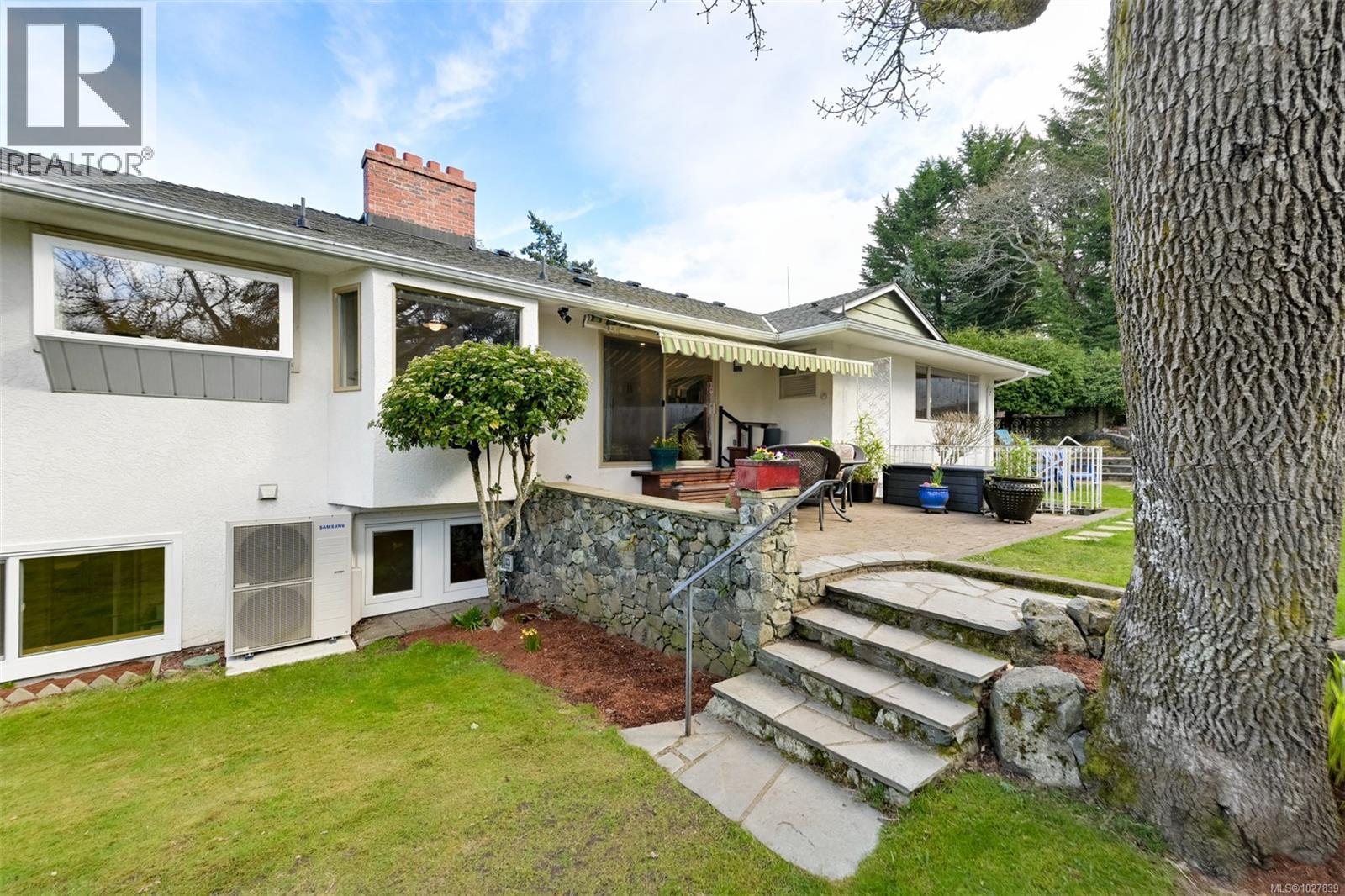  2011 Frederick Norris Road, Oak Bay