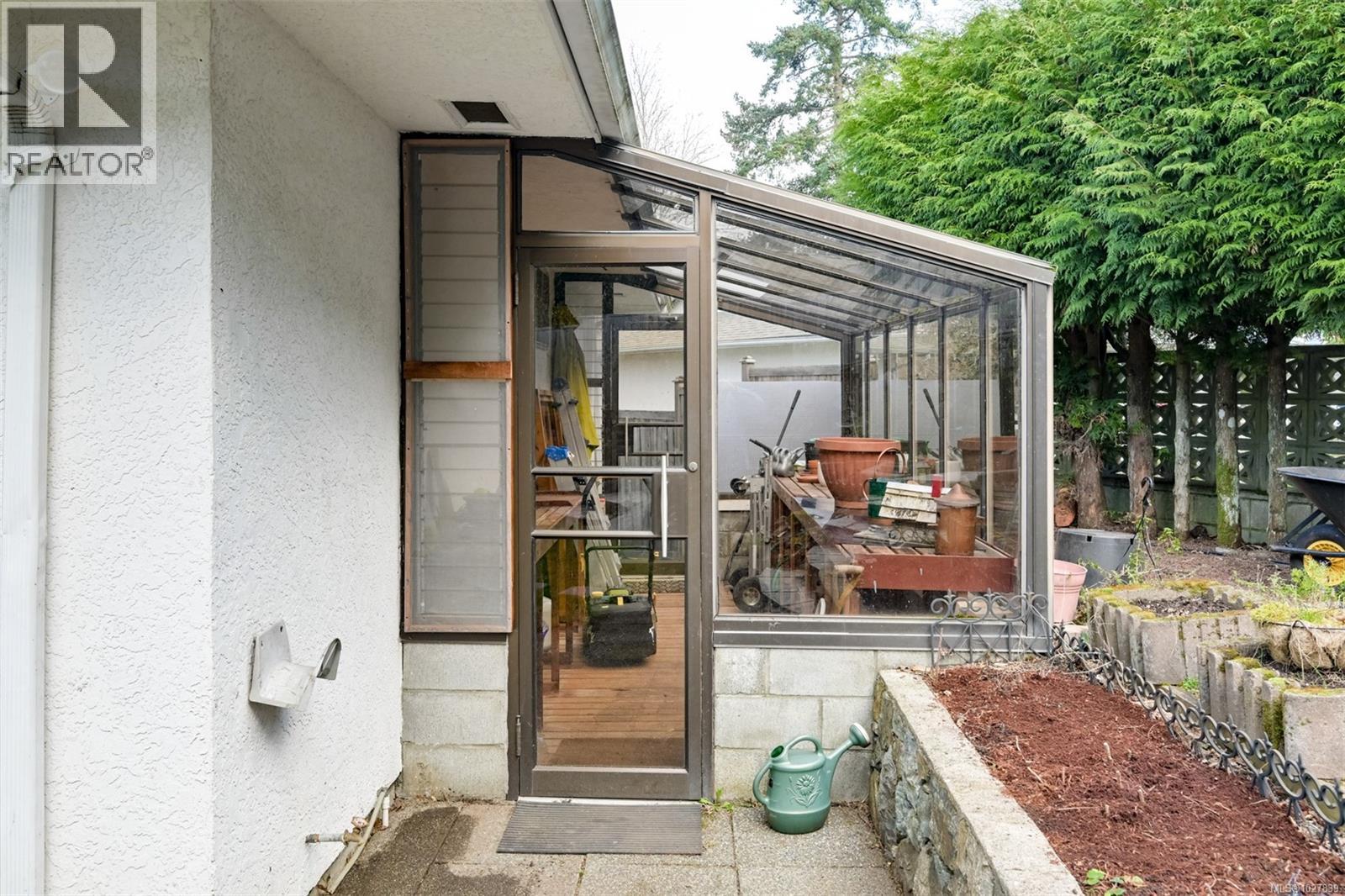  2011 Frederick Norris Road, Oak Bay