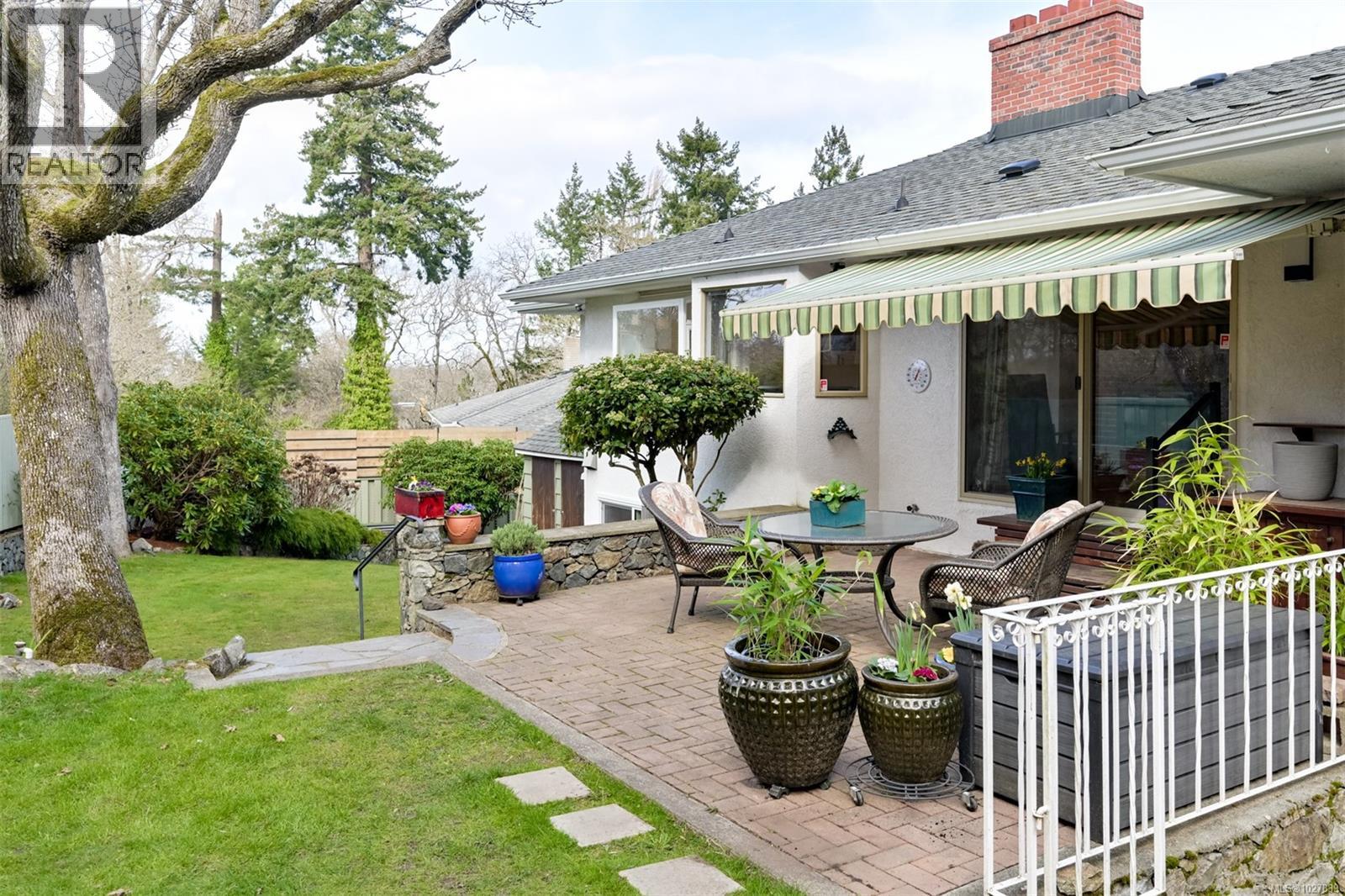  2011 Frederick Norris Road, Oak Bay