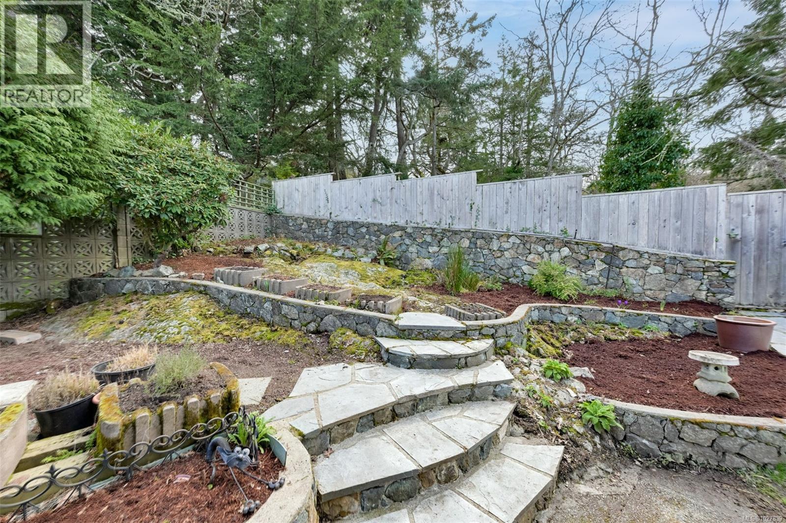  2011 Frederick Norris Road, Oak Bay