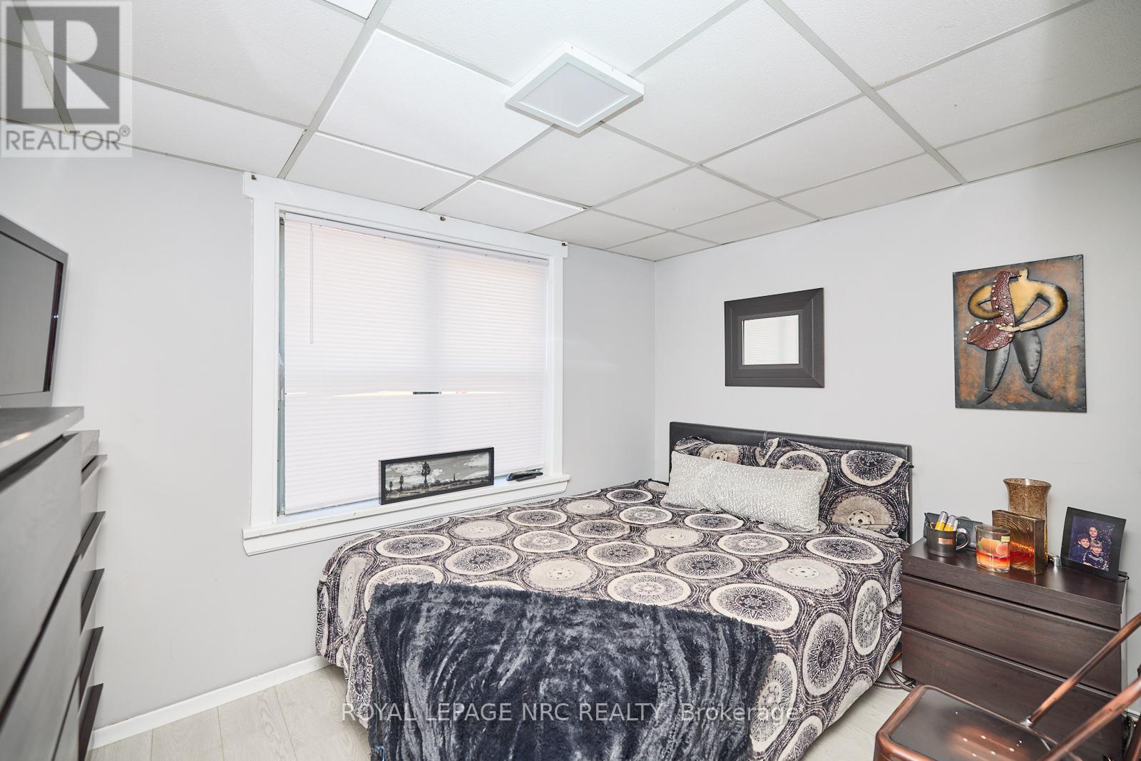 3758 MAIN STREET - 13