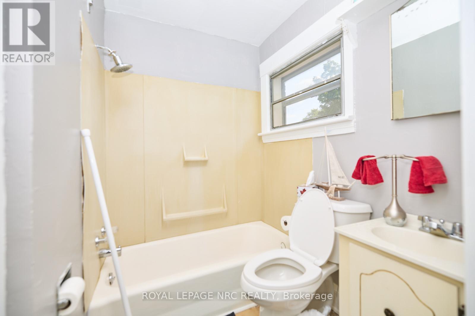 3758 MAIN STREET - 30