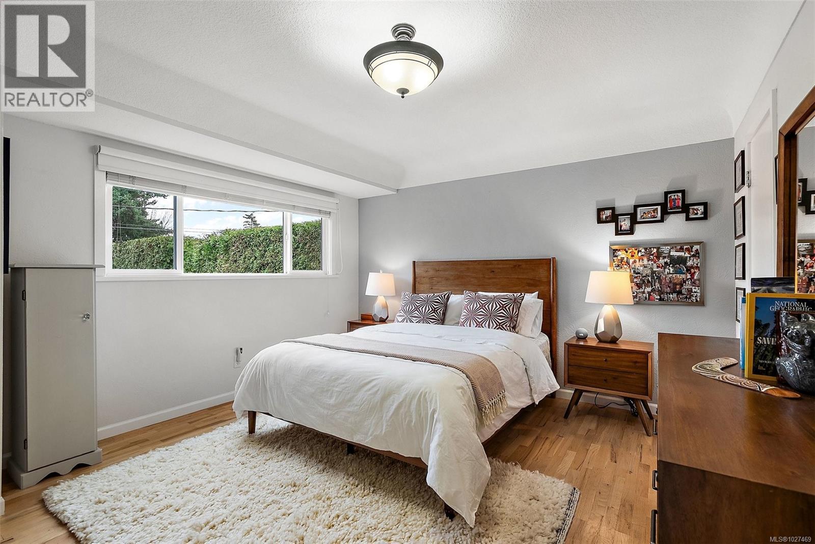  2861 Eastdowne Road, Oak Bay