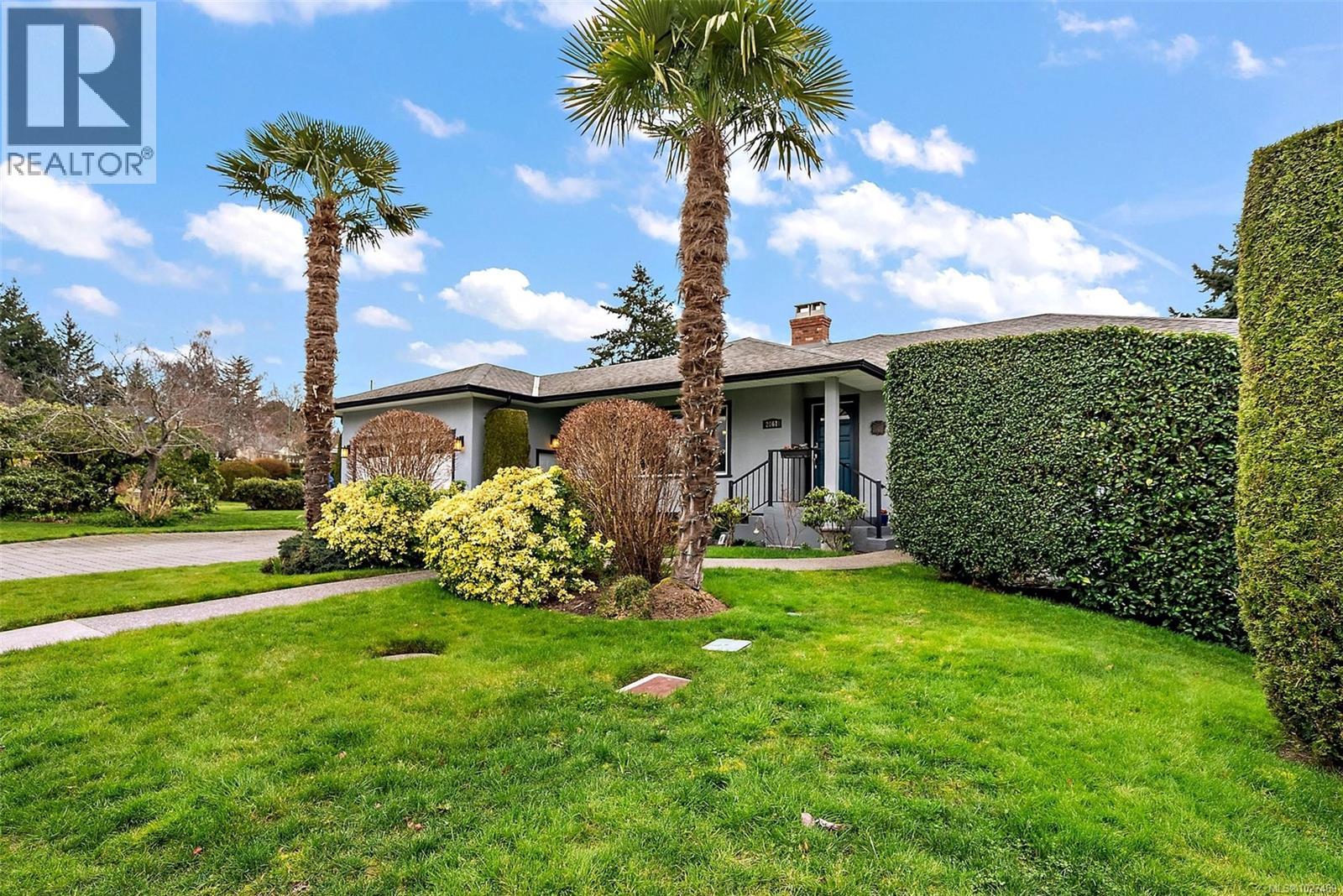  2861 Eastdowne Road, Oak Bay