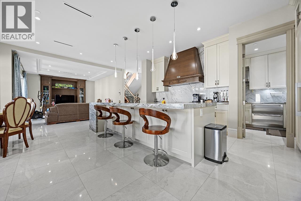 6886 ANGUS DRIVE, Vancouver