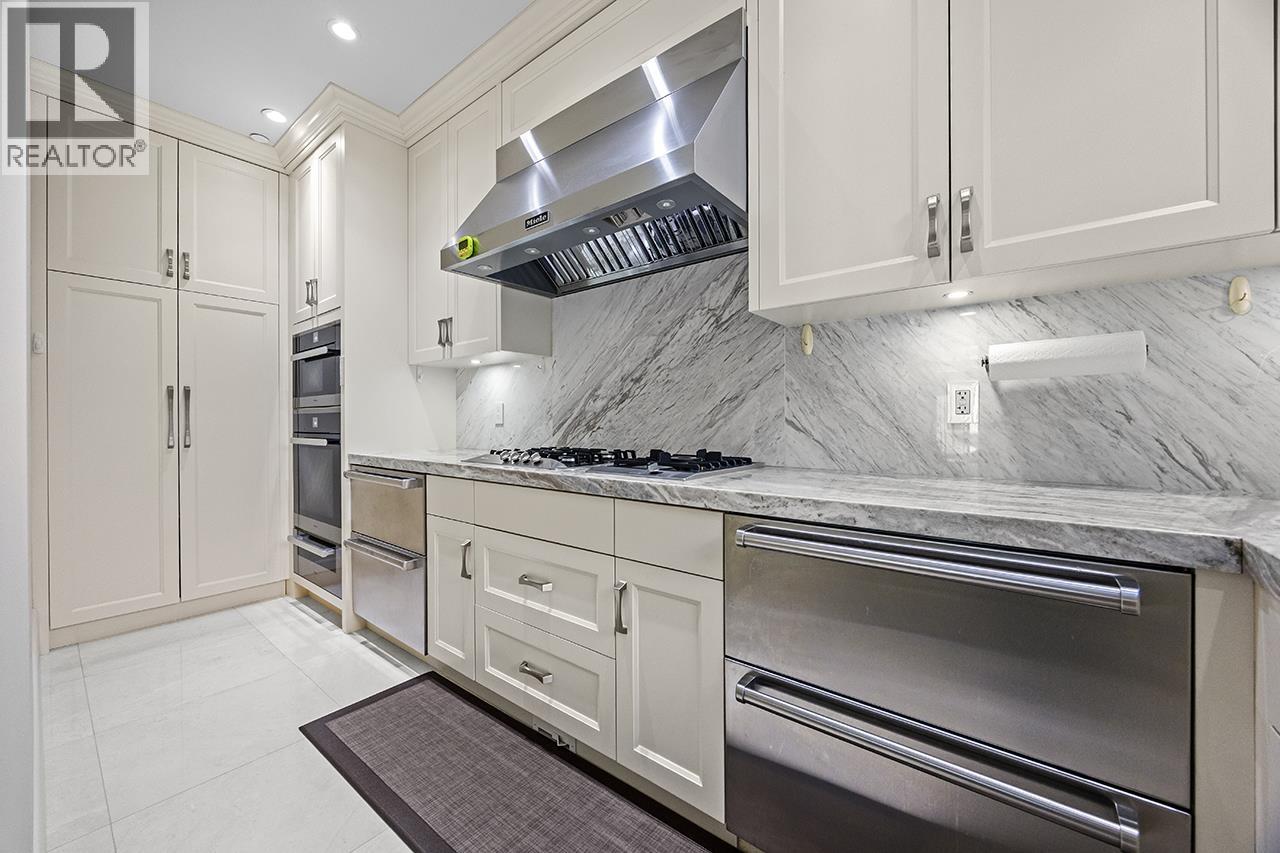 6886 ANGUS DRIVE, Vancouver