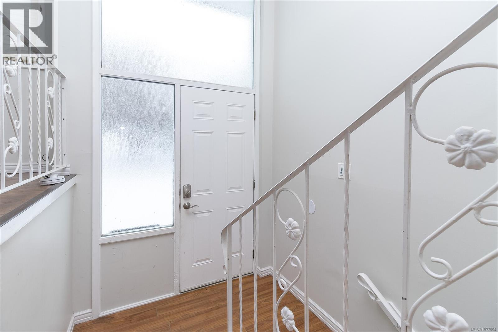 1116 Thunderbird Dr, Nanaimo