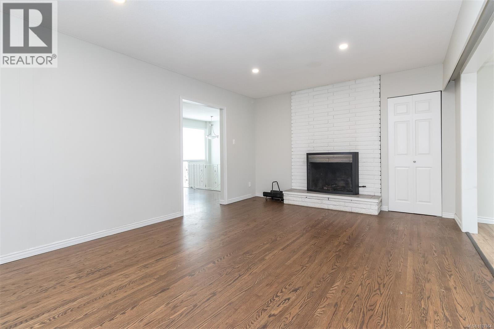 1116 Thunderbird Dr - 12