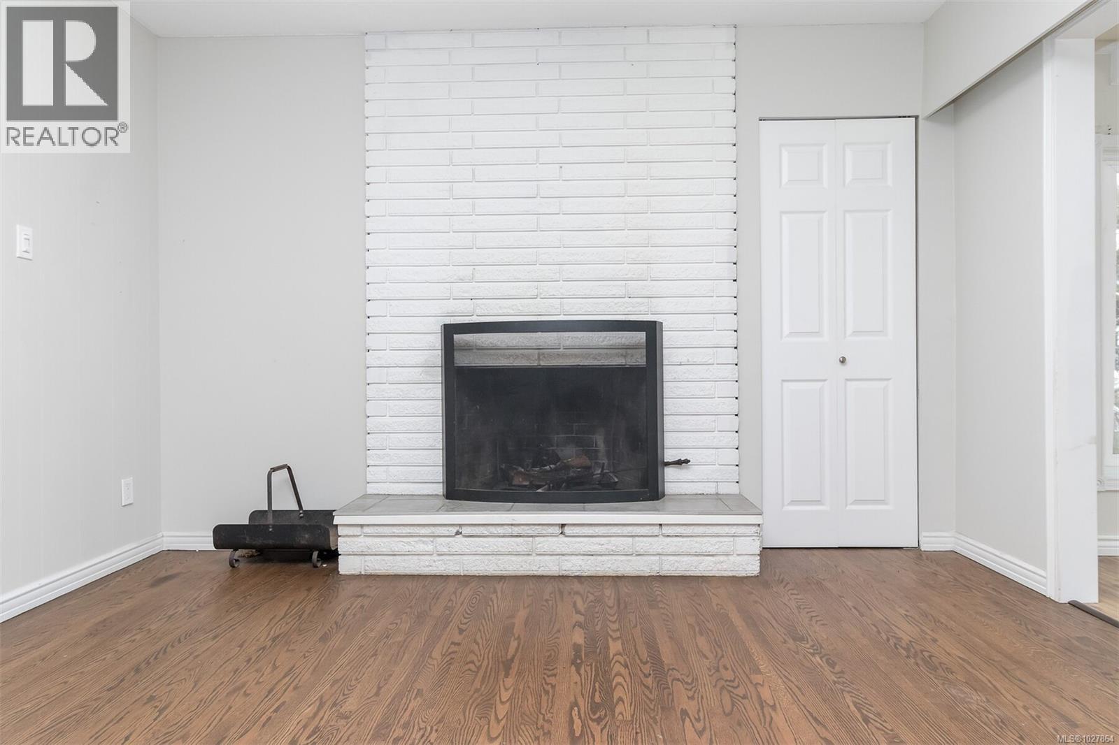 1116 Thunderbird Dr, Nanaimo