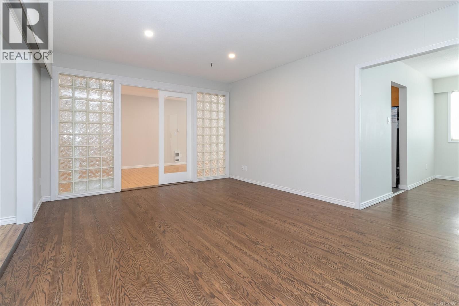 1116 Thunderbird Dr, Nanaimo