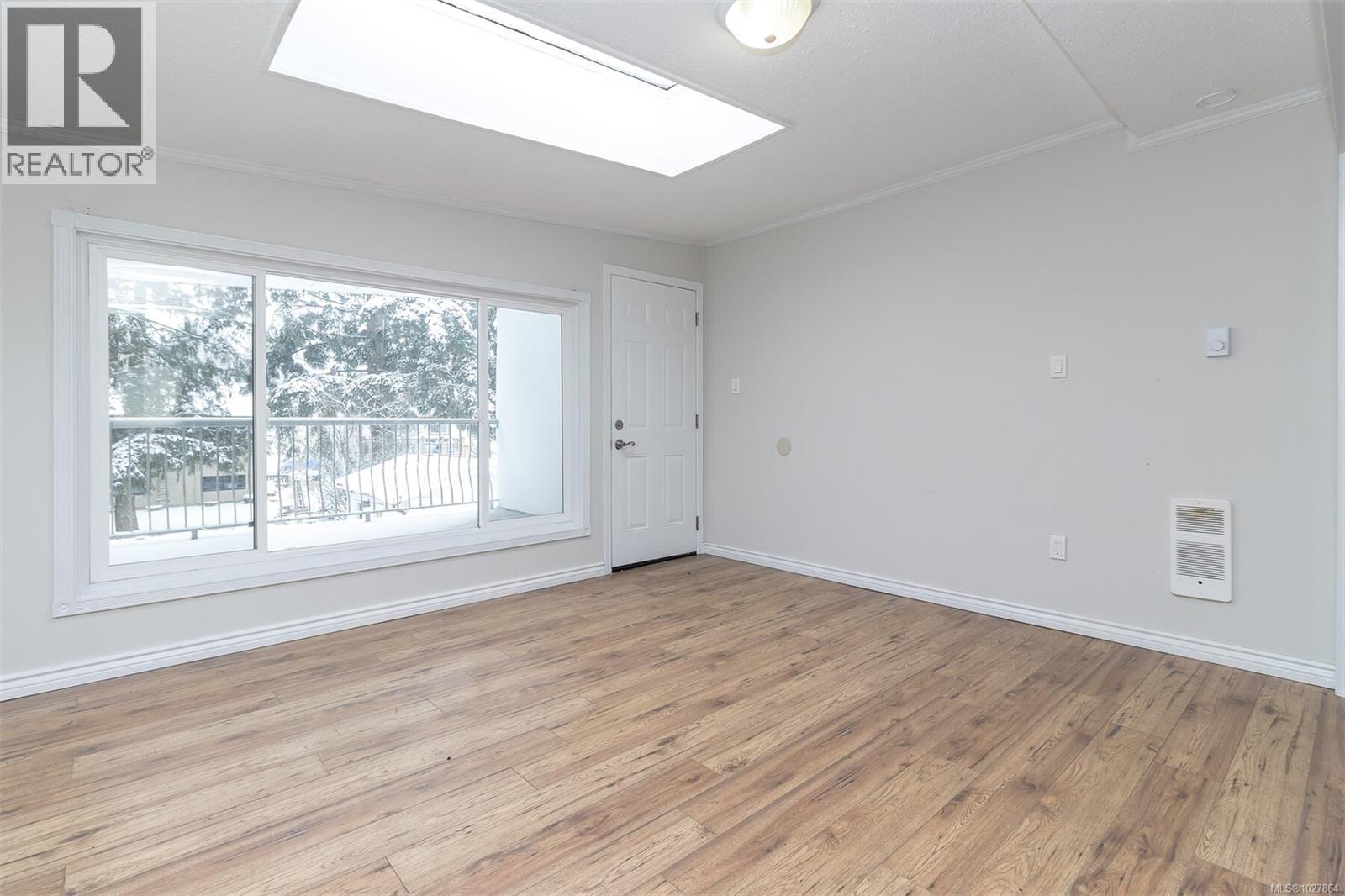 1116 Thunderbird Dr, Nanaimo