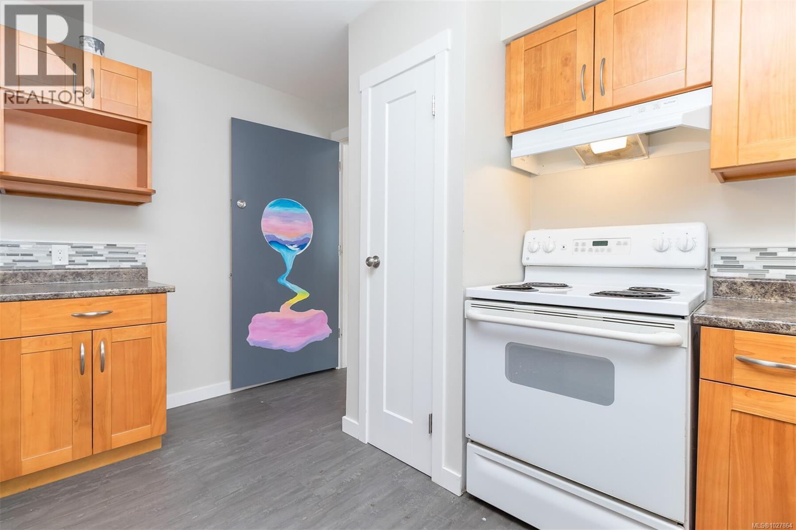 1116 Thunderbird Dr, Nanaimo