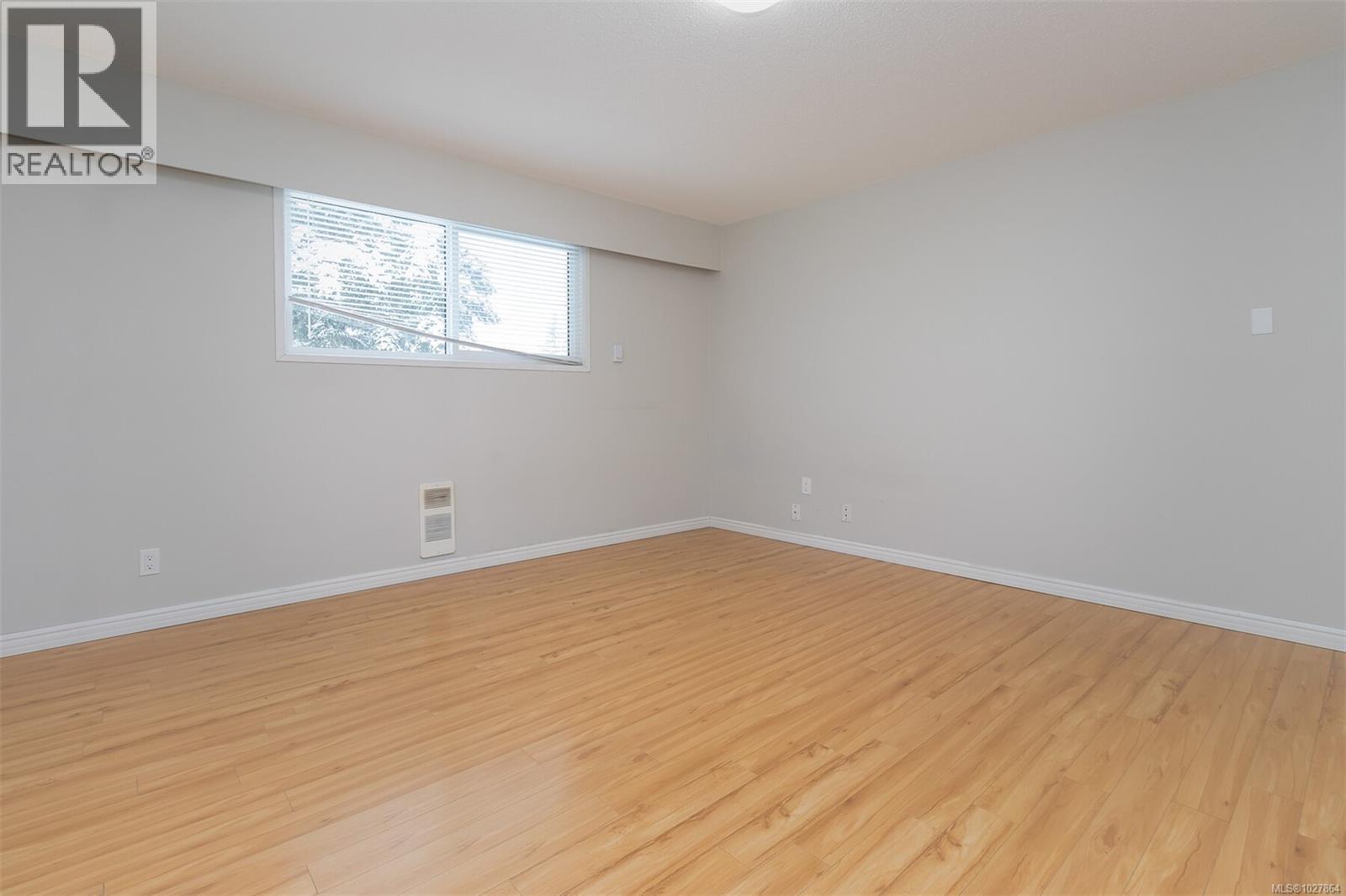 1116 Thunderbird Dr, Nanaimo