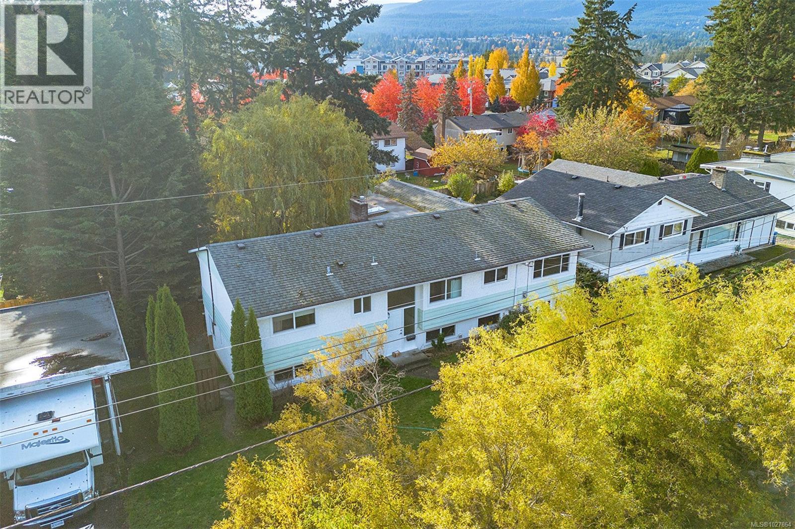 1116 Thunderbird Dr, Nanaimo