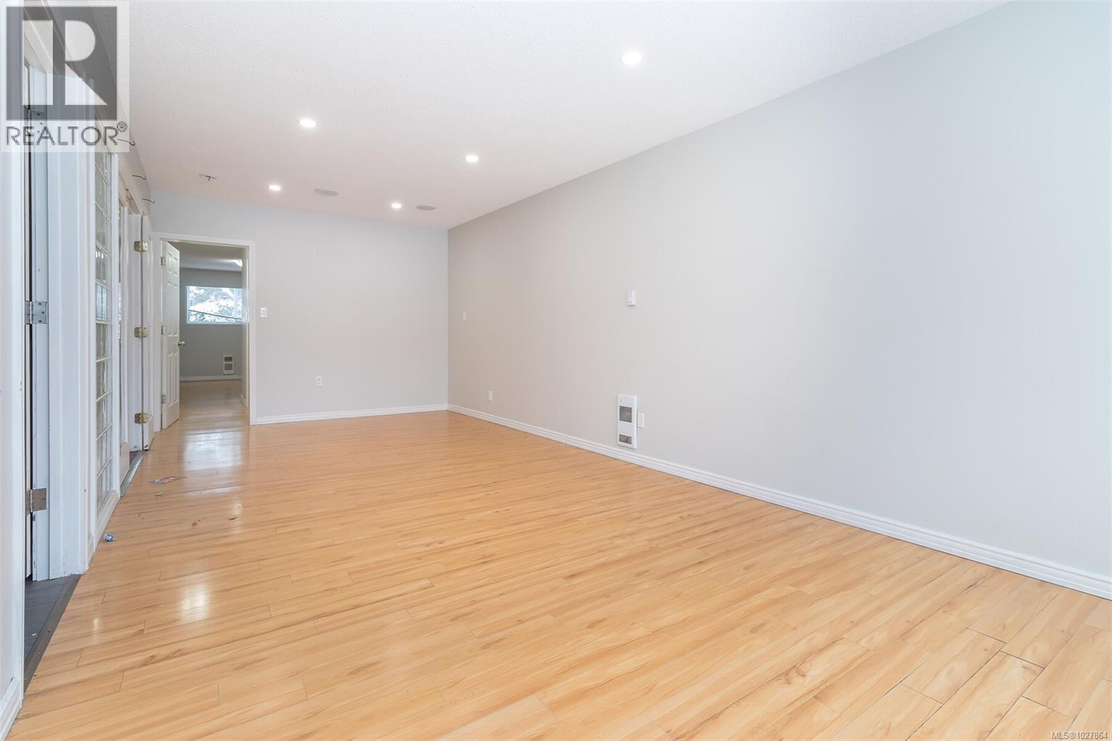 1116 Thunderbird Dr, Nanaimo