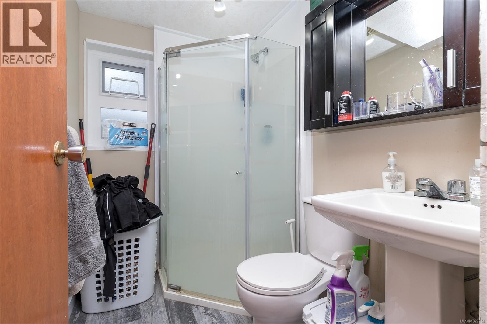 1116 Thunderbird Dr, Nanaimo