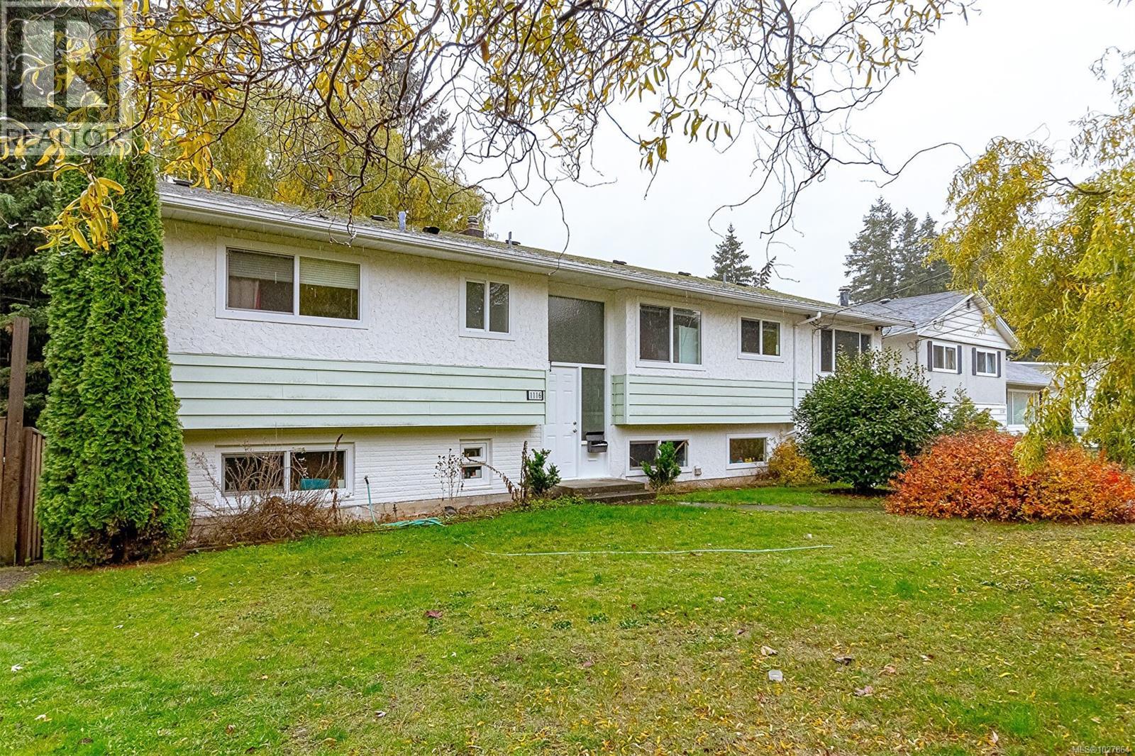 1116 Thunderbird Dr, Nanaimo