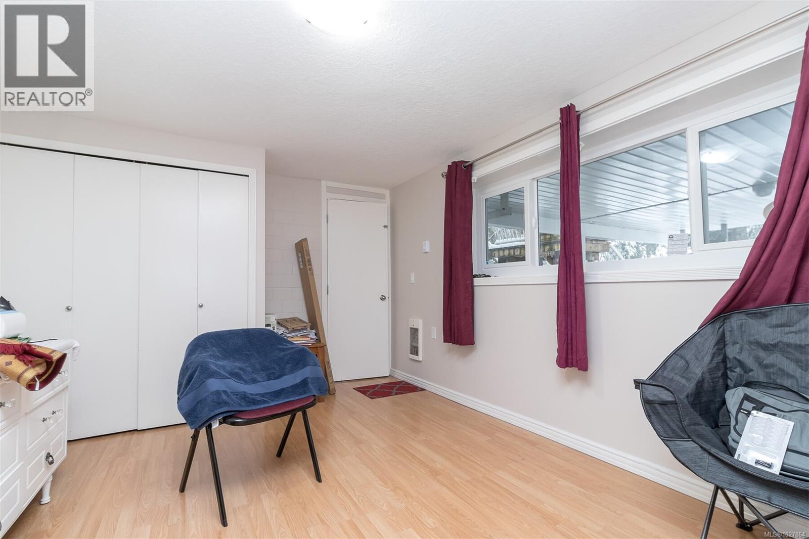 1116 Thunderbird Dr, Nanaimo