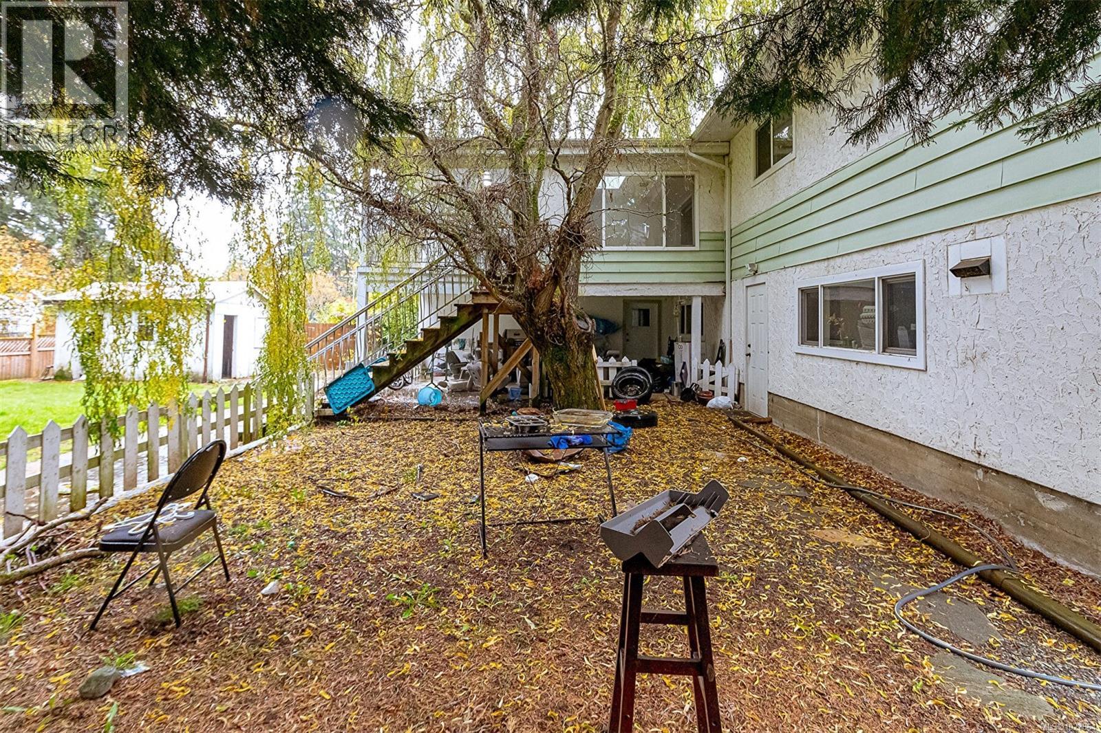 1116 Thunderbird Dr, Nanaimo