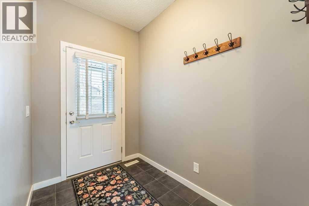 
          74 Evansridge Crescent Northwest
            <br/>
            <span>Calgary</span>
            , 
            <span>AB</span>
             <span>T3P0J2</span>
        