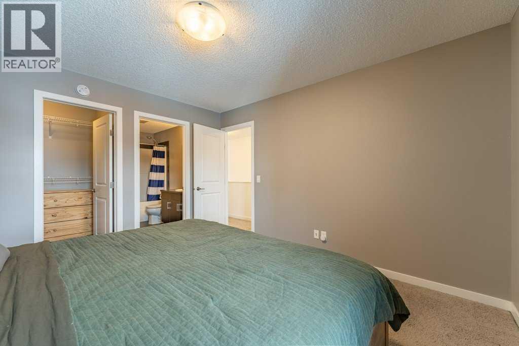 
          74 Evansridge Crescent Northwest
            <br/>
            <span>Calgary</span>
            , 
            <span>AB</span>
             <span>T3P0J2</span>
         - Photo 21