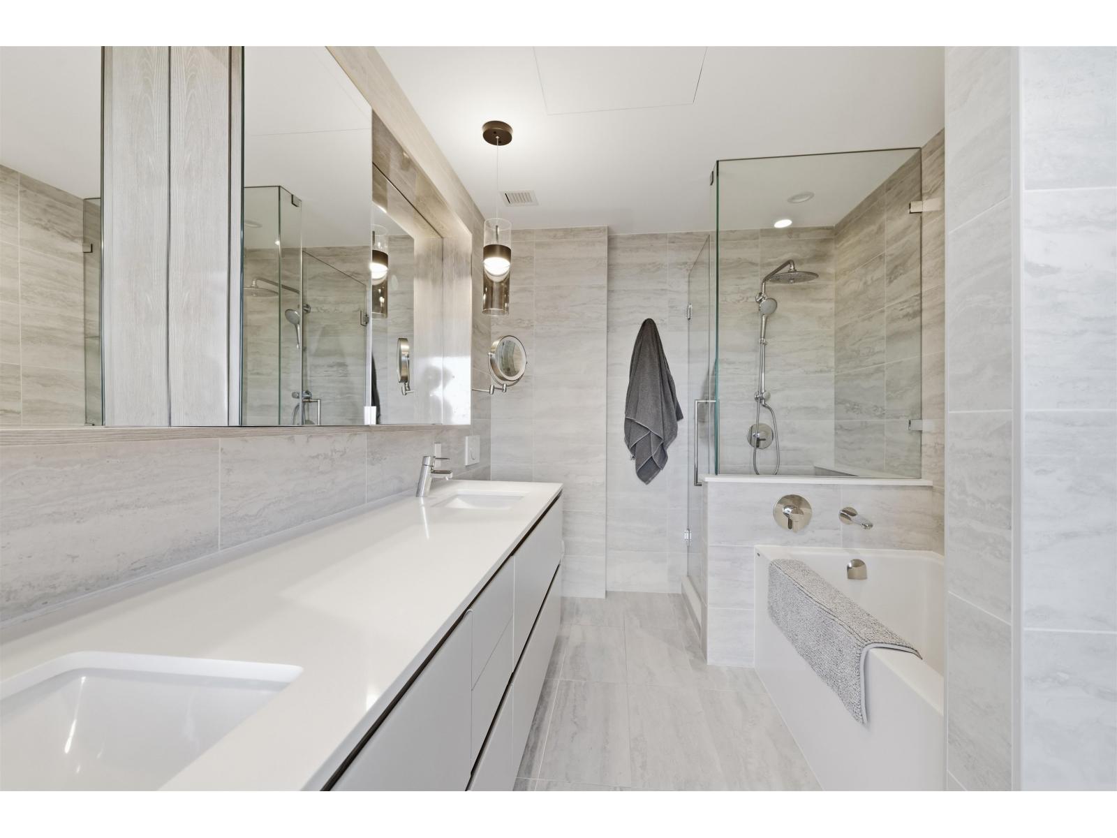 1103 1526 FINLAY STREET, White Rock