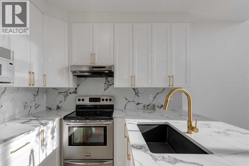 Single Family House for Sale in    Avenue SW Beltline Calgary 